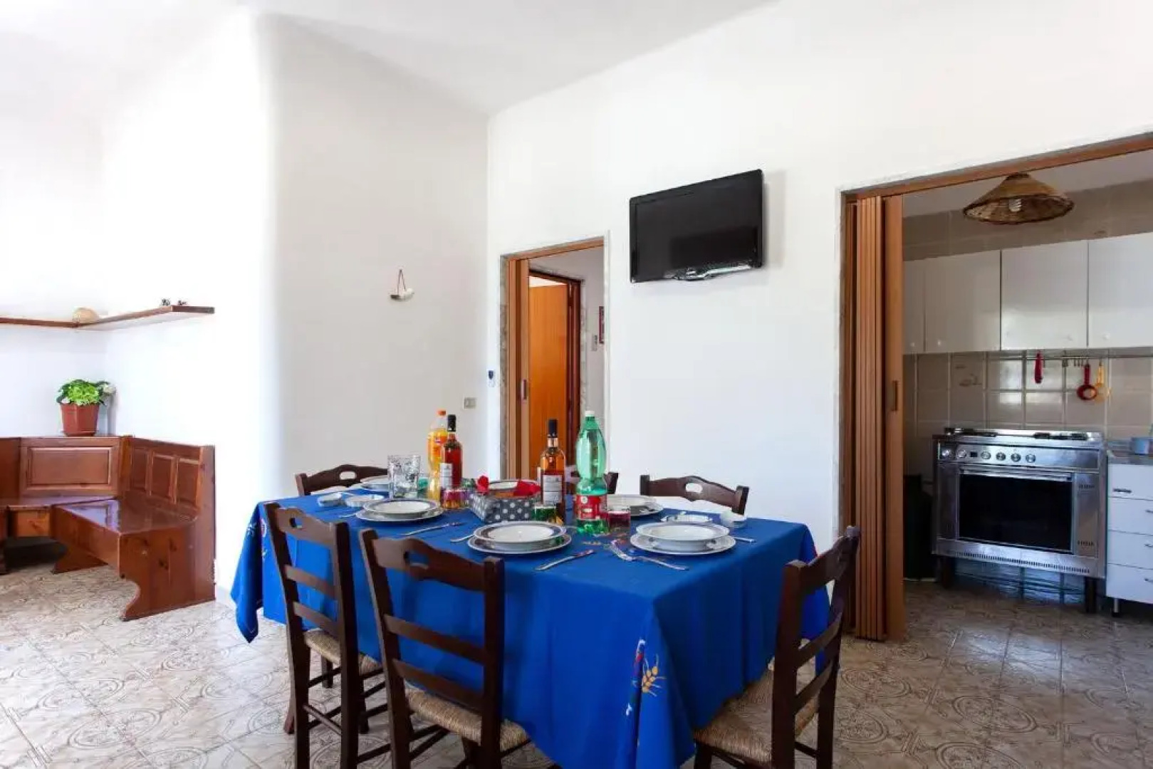 Villa fronte spiaggia con 3 camere e 2 bagni m730
