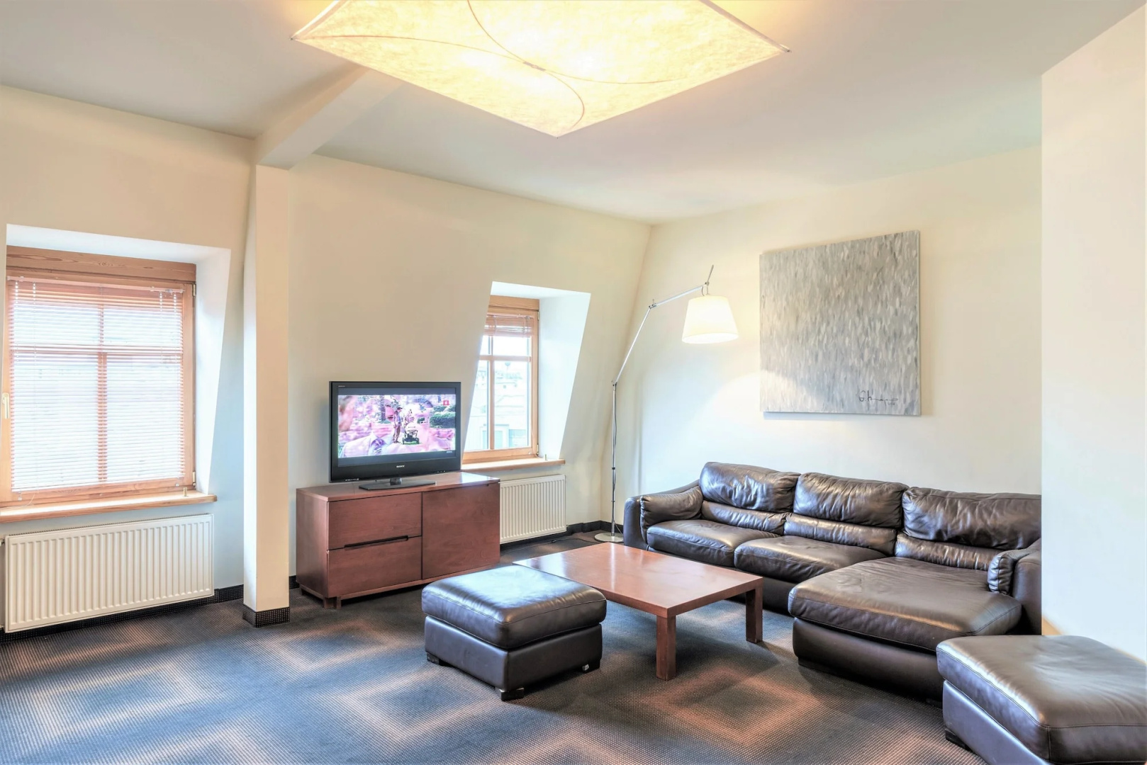 Rixwell Centra Hotel