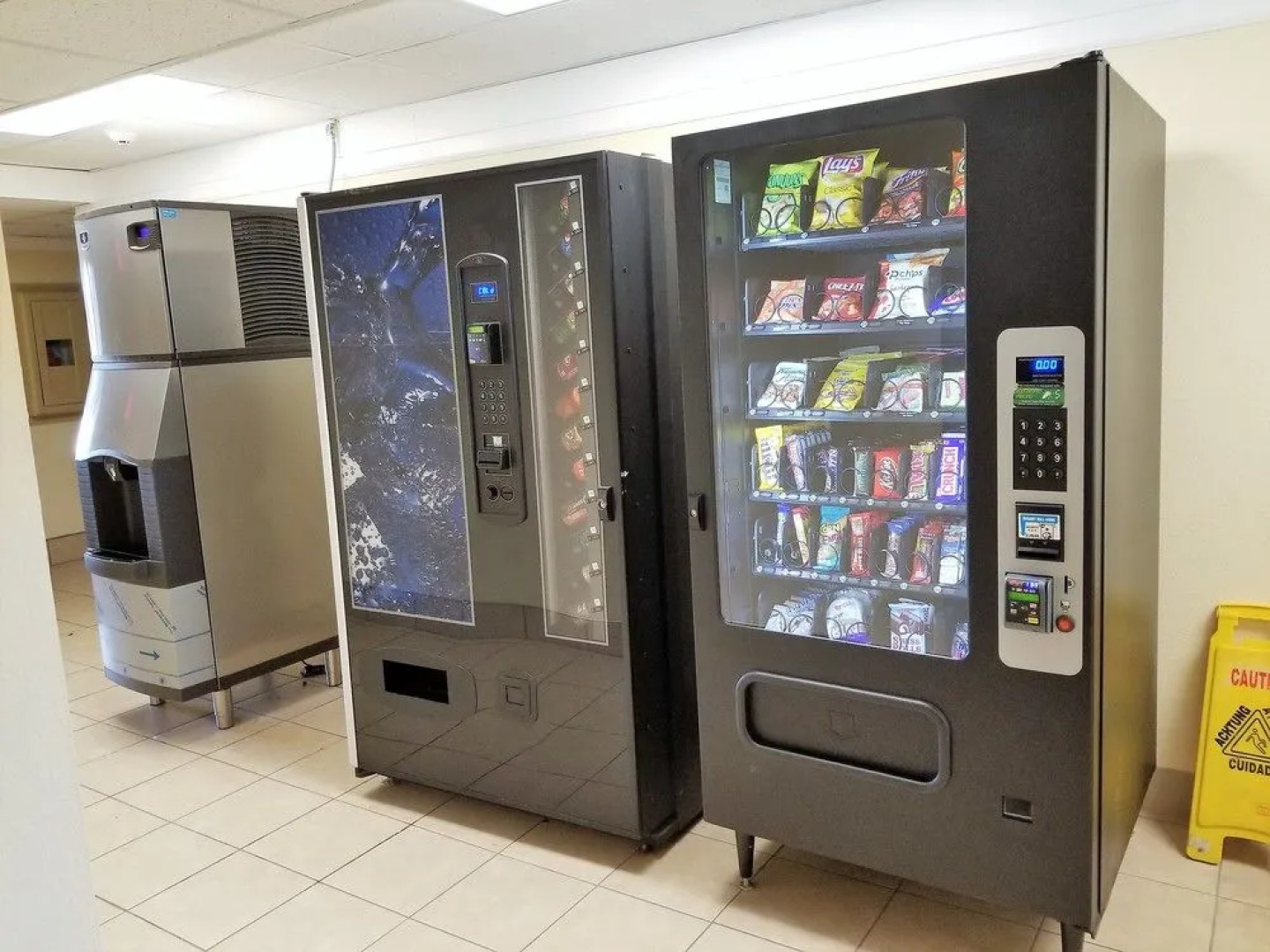 Super 8 by Wyndham Des Moines