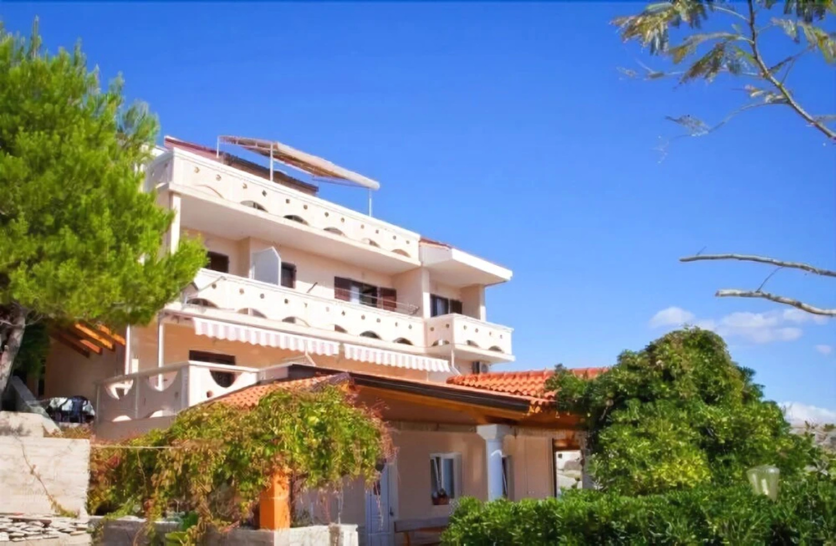 Apartments Nedjeljko