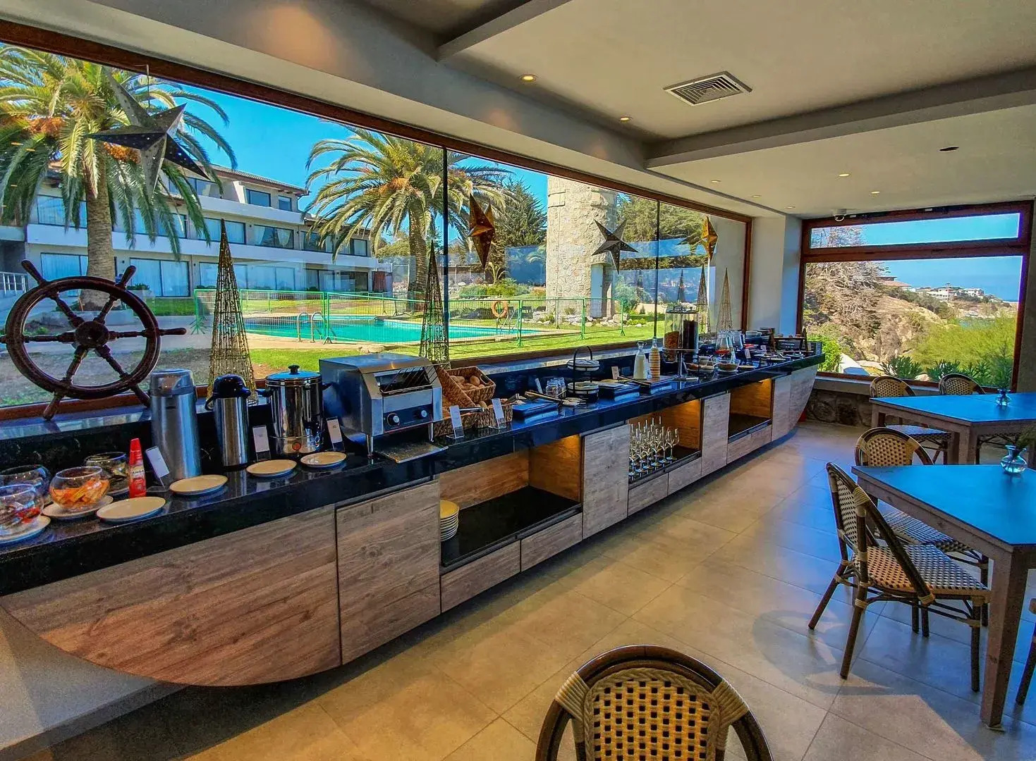 Yachting Hotel Quintero