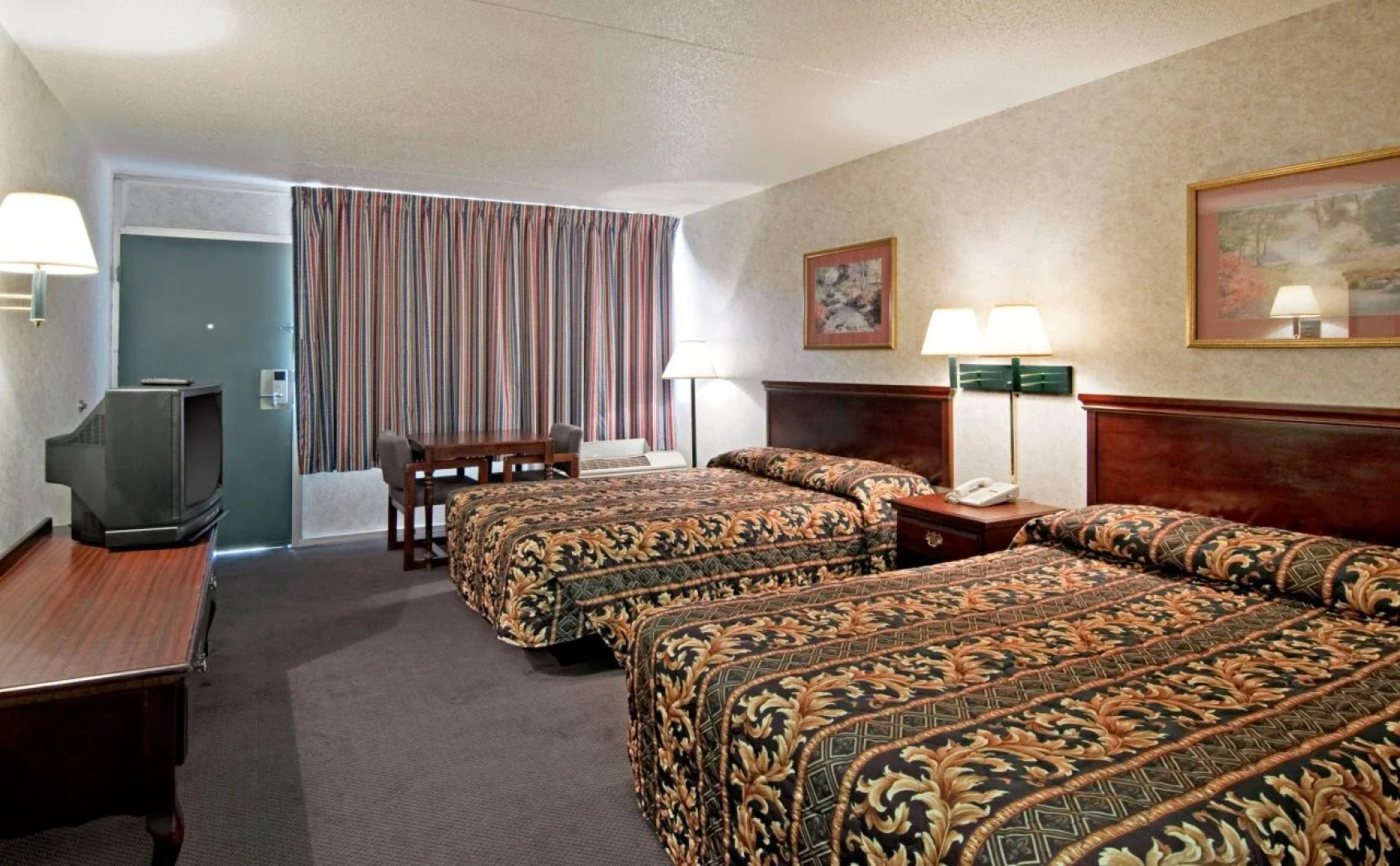 Americas Best Value Inn & Suites - Memphis Graceland