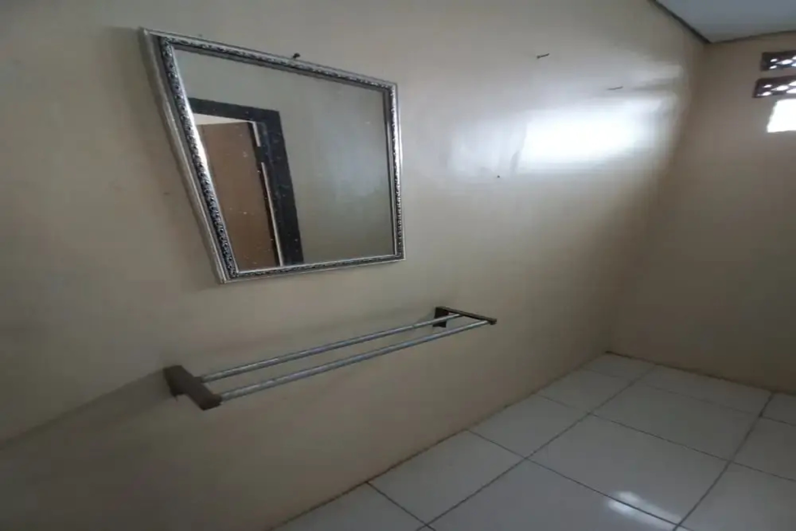 Hotel O Perbetulan Guest House Syariah