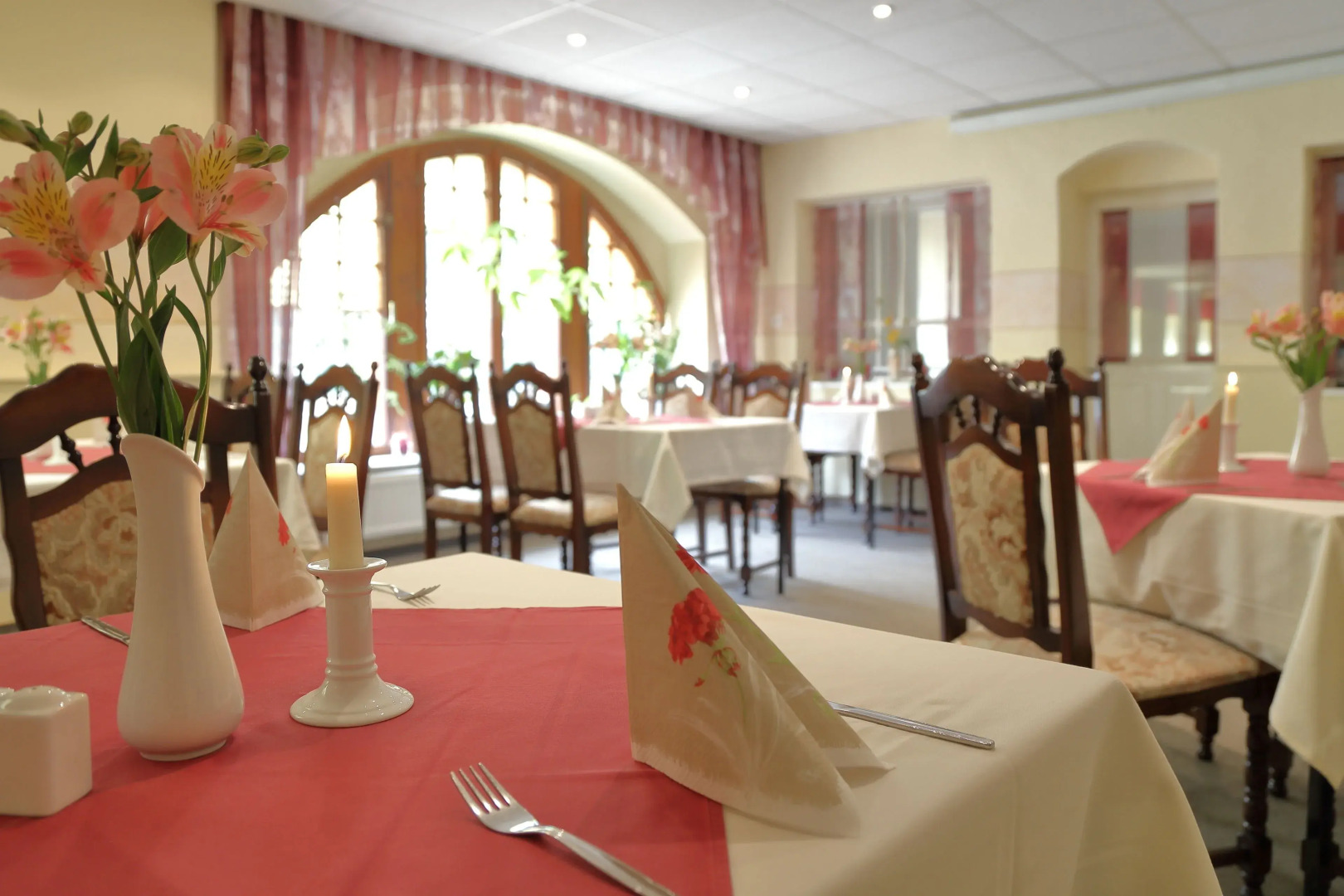 Pension Gasthof und Hotel Roter Hirsch