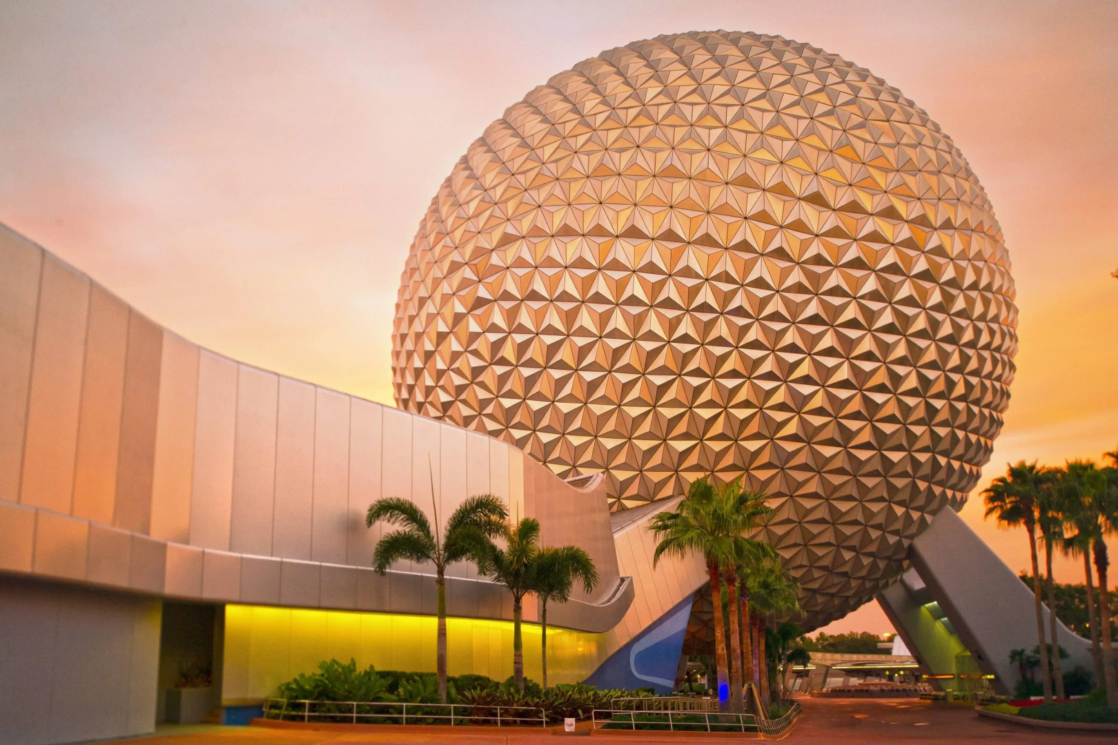 Wyndham Garden Lake Buena Vista – Disney Springs® Area