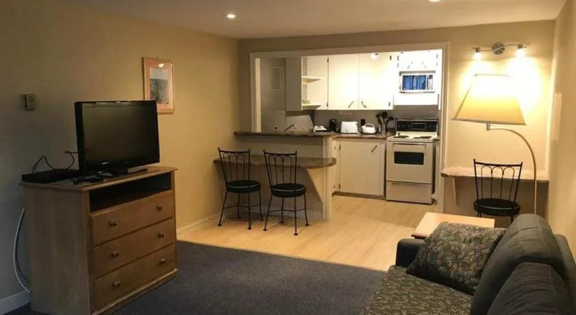 Coastal Inn Kingfisher