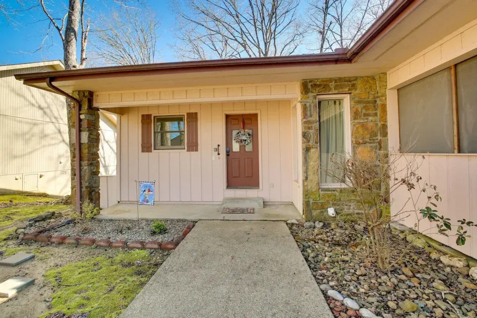 Lakefront Hot Springs Village Vacation Rental!
