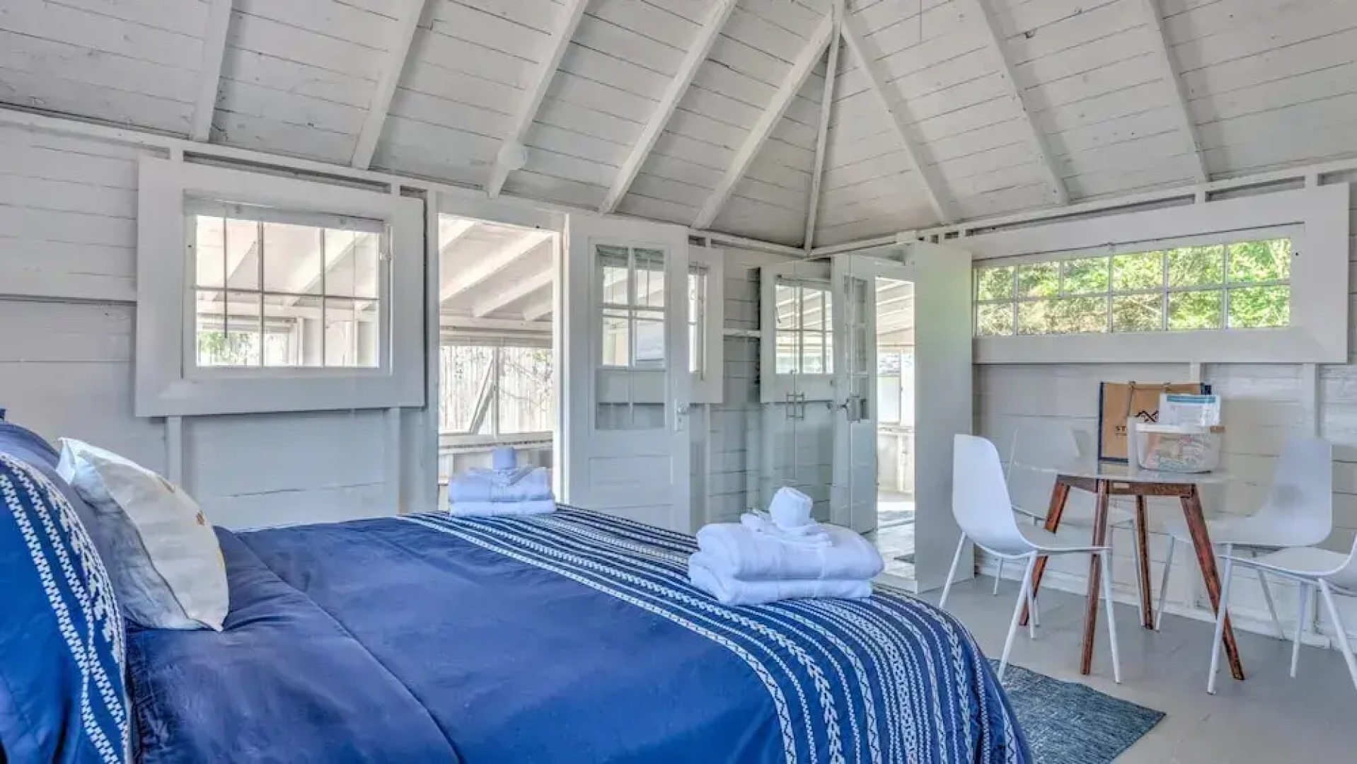 Bungalow 2 - 1br, Water View