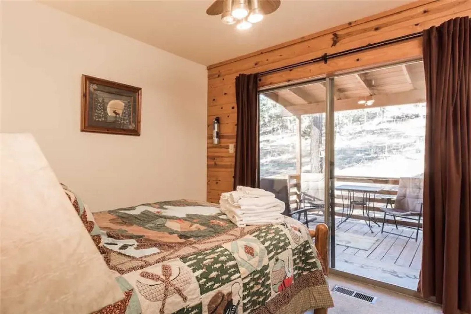 Moose Manor - Three Bedroom Cabin