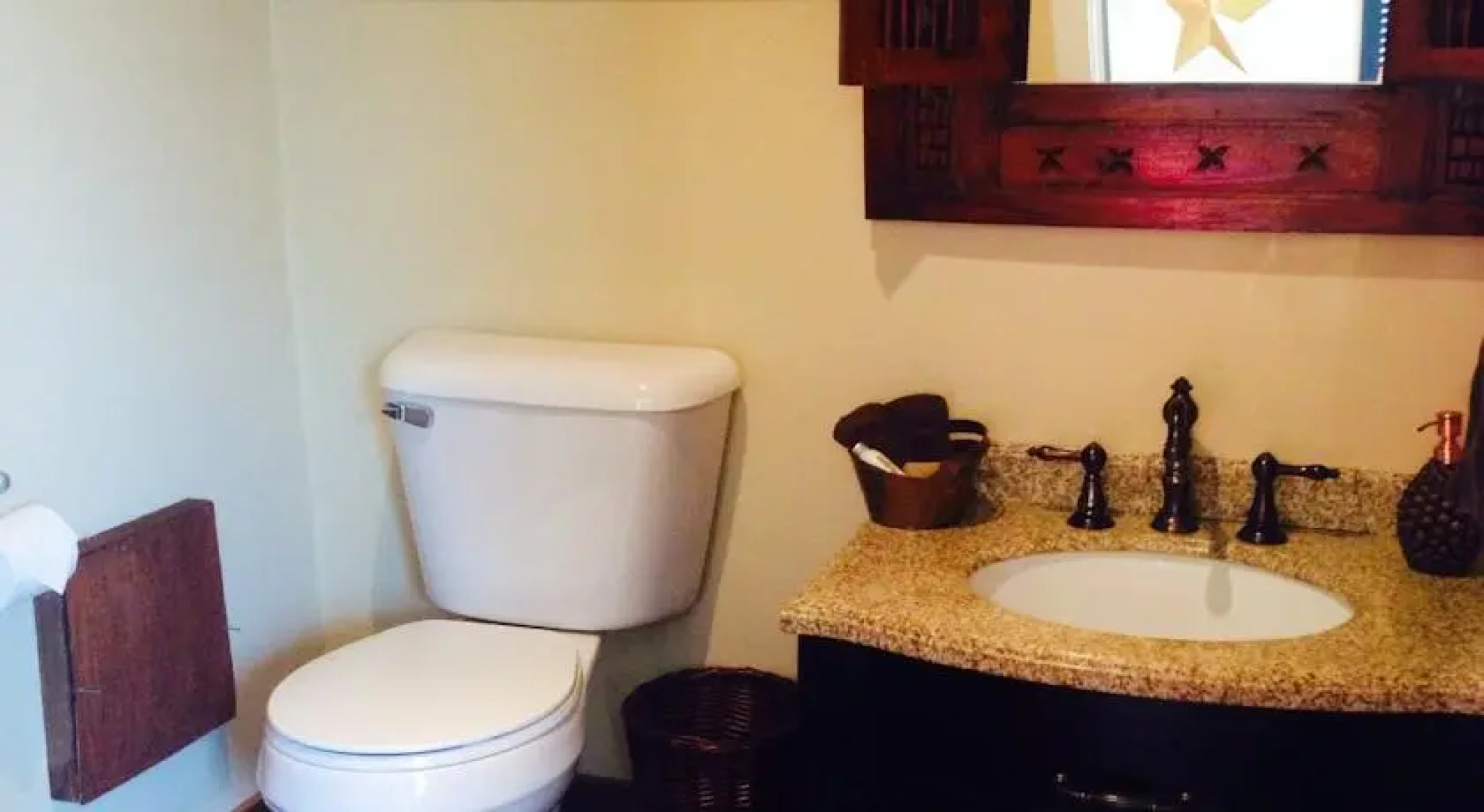 Eagle Tree Lodge Cottage and Heron Suite