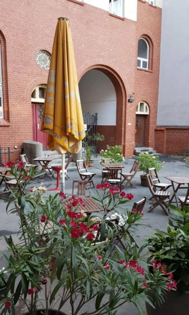 Three Little Pigs Hostel Berlin