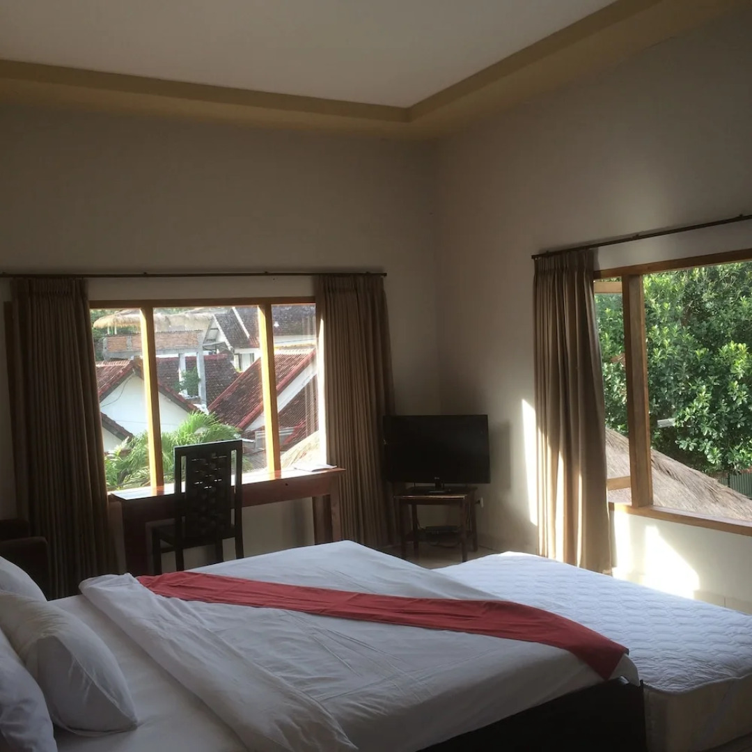 Semilir Senggigi Inn