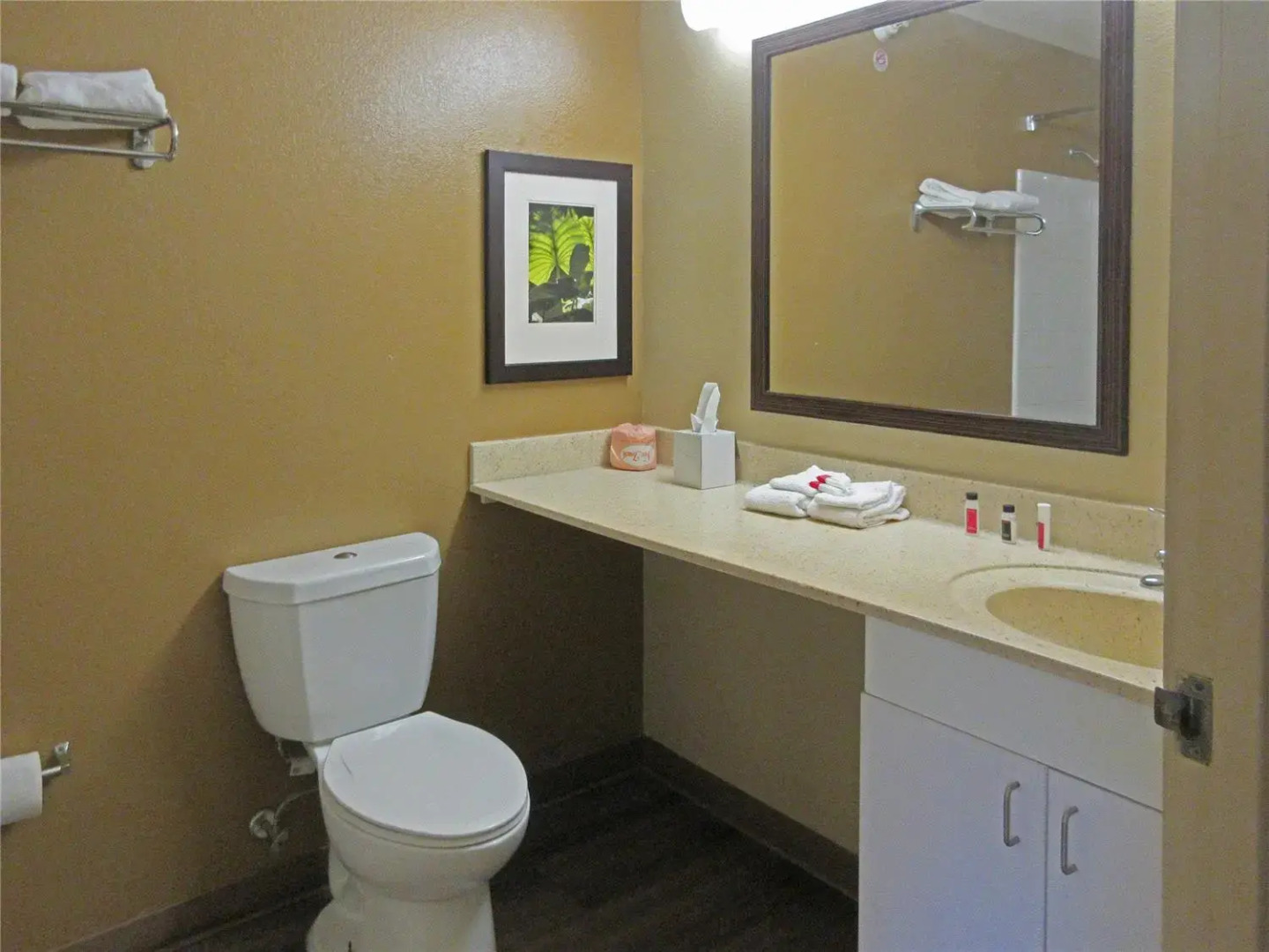 Suburban Studios Raleigh - Crabtree Valley