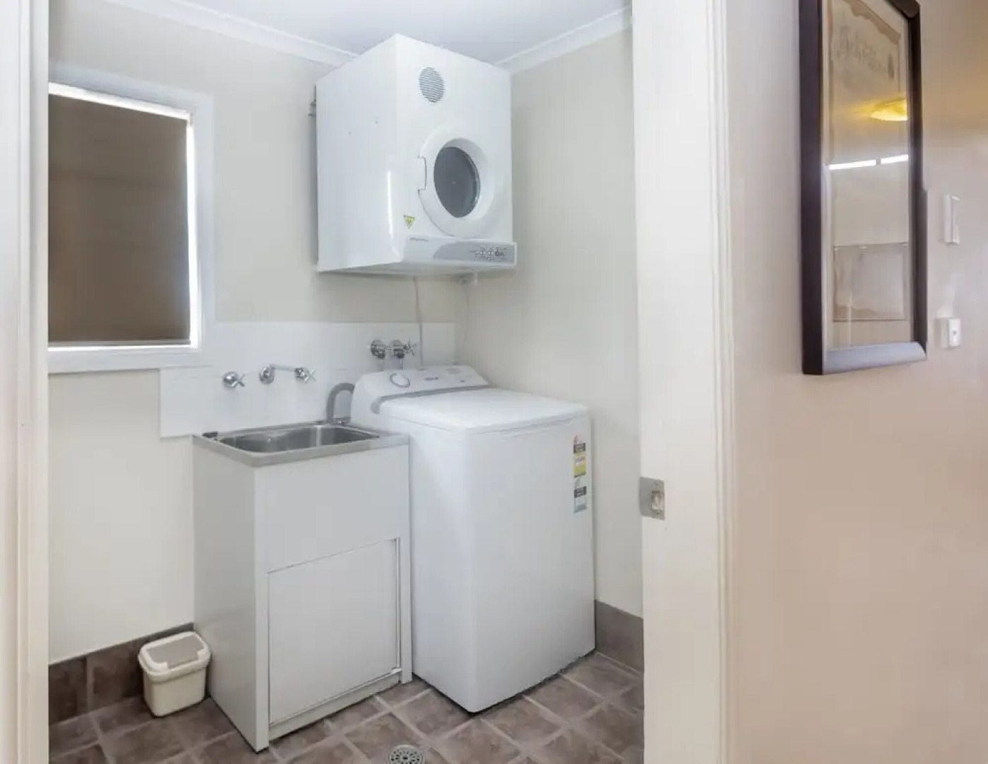 Eclipse 5- Spacious Townhouse