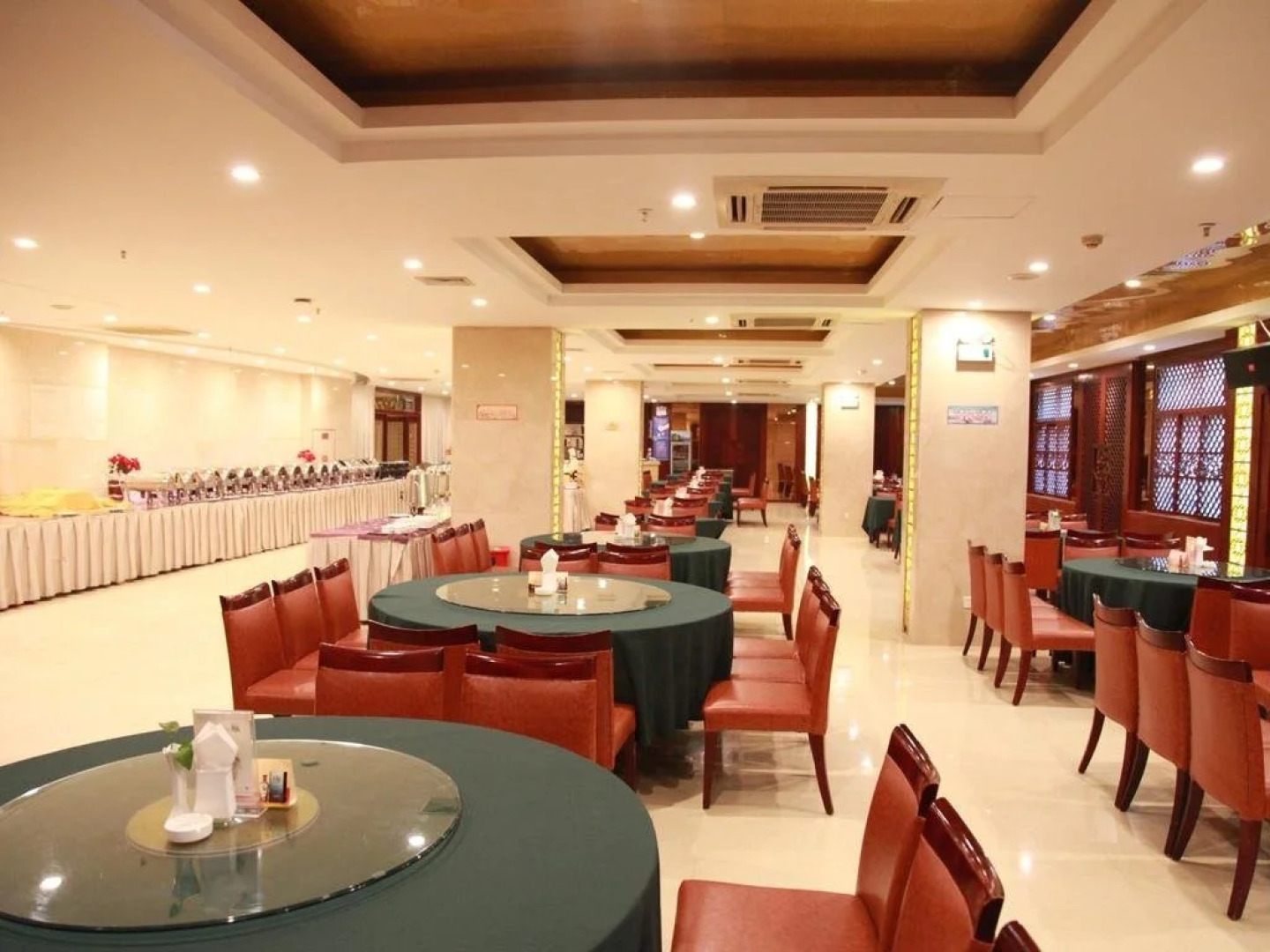 Luoyang Yingtianmen Xinyuan International Hotel (Luoyi Ancient City)