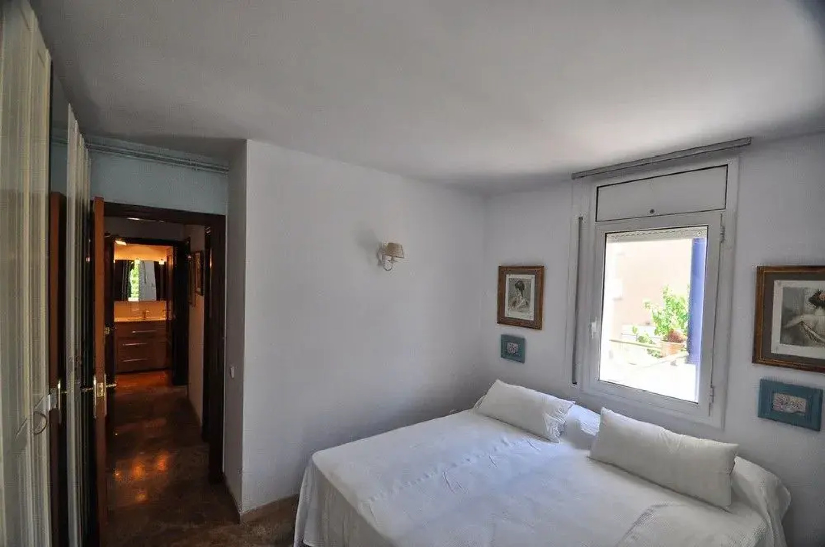 2BR Center & Swimming Pool