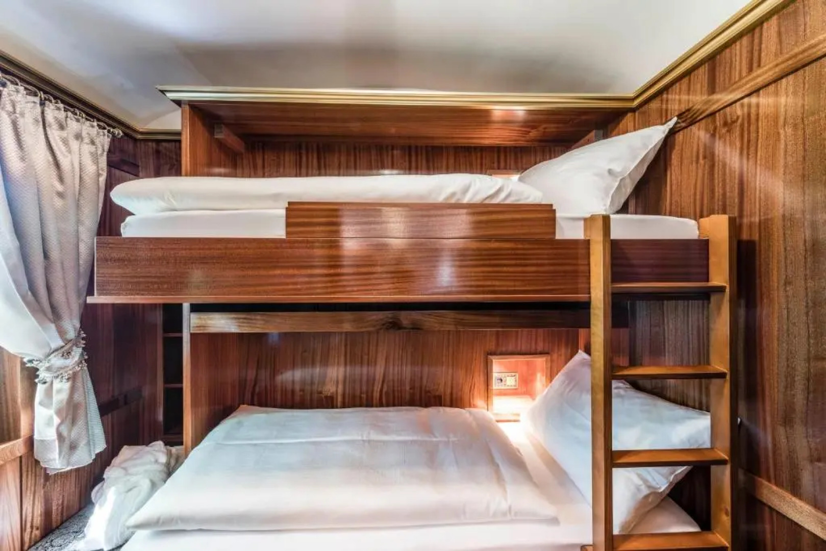 Luxury Lodge - Orient Express Lener