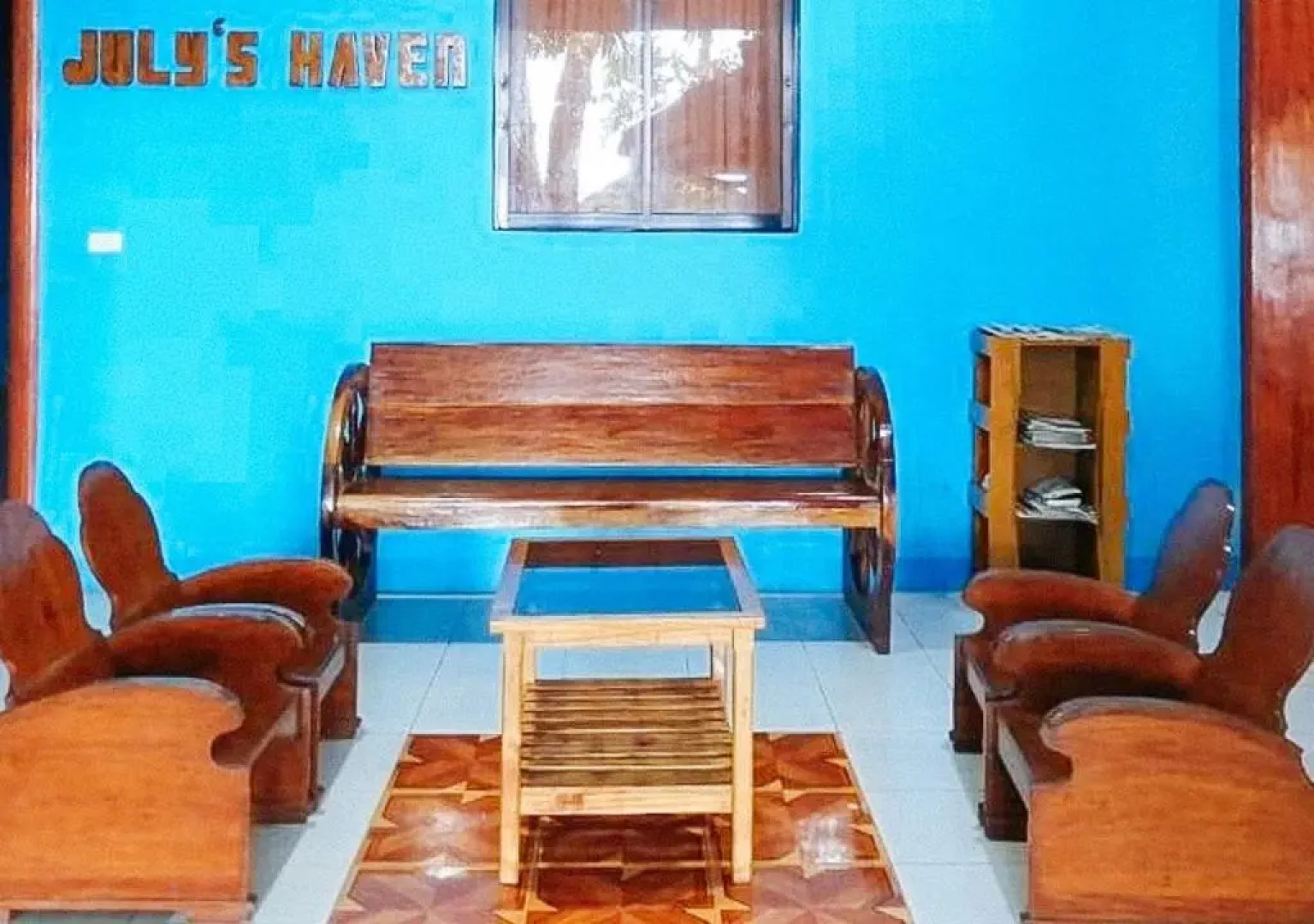 RedDoorz at July's Haven Seaside Pension Camiguin