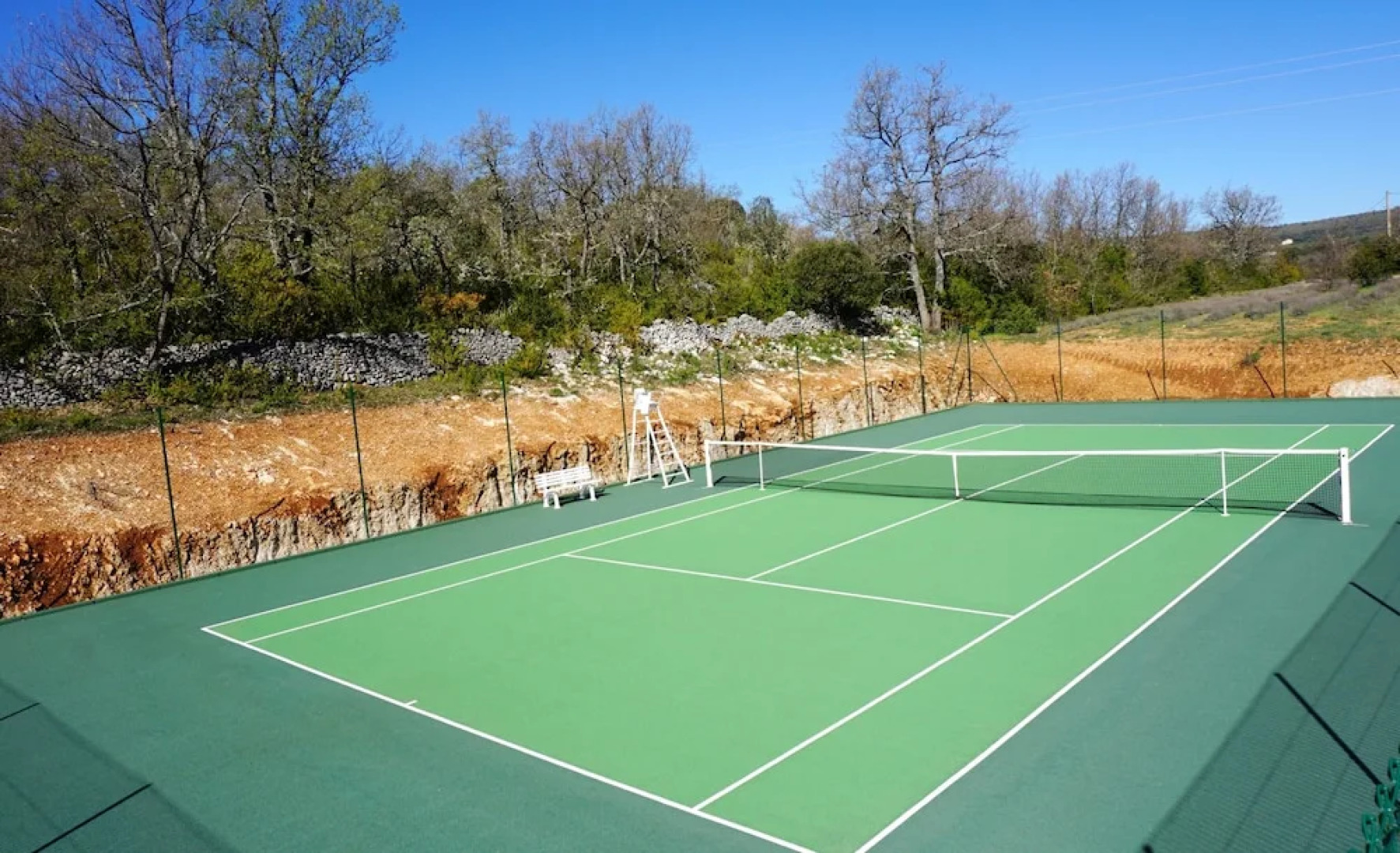 Villa With 4 Bedrooms in Simaine La Rotonde, With Shared Pool, Furnished Garden and Wifi