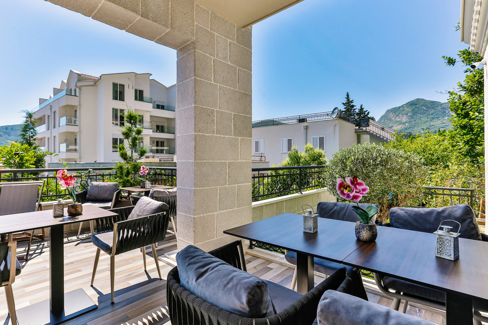 Отель Tate by Aycon