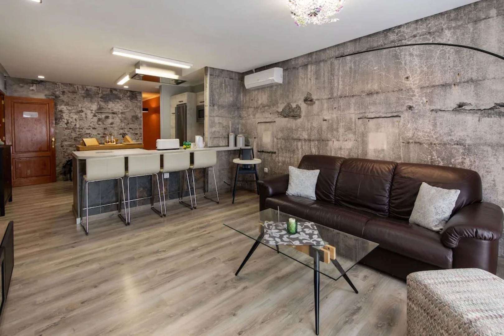 Los Reyes Carpe Diem