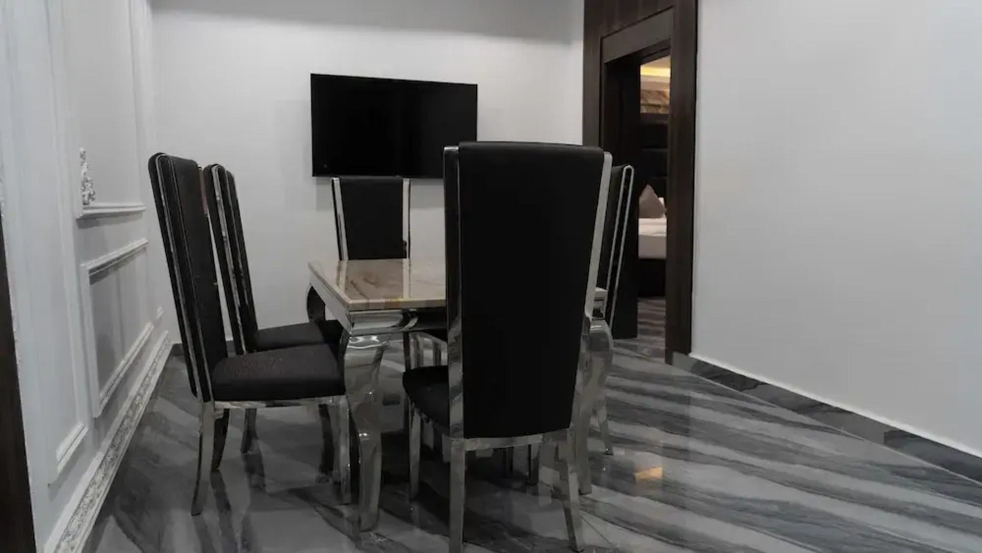 McDons Skye Hotel and Suites