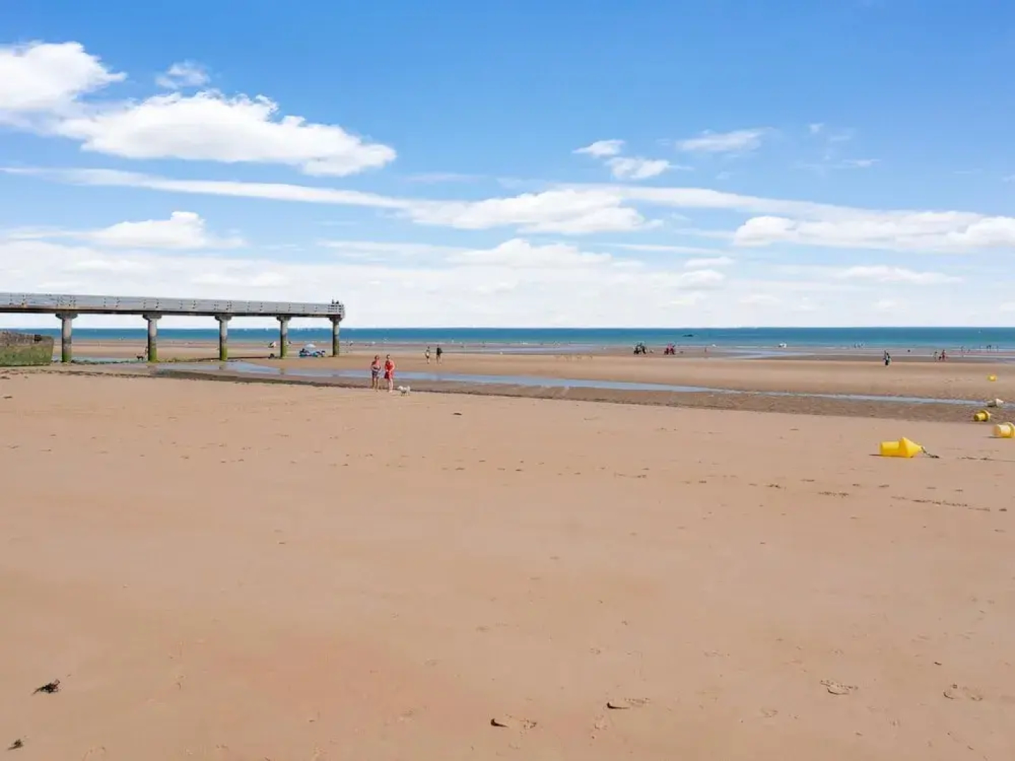 Stylish Beachside Retreat