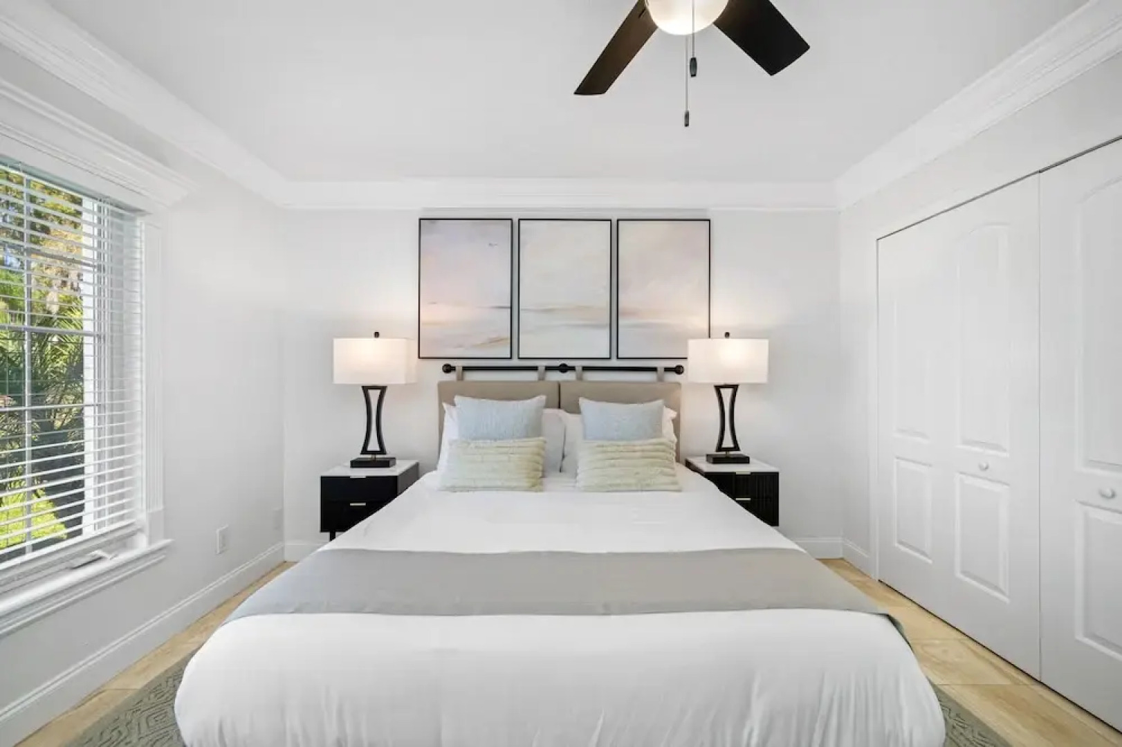 Exquisite Bayview Villa With Pool and Games!