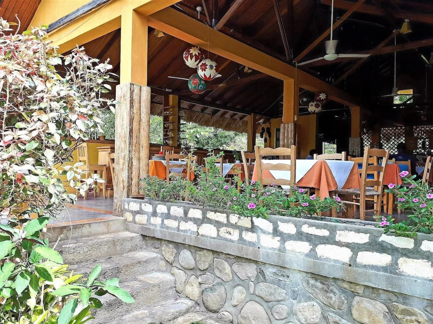 La Colline Enchantée