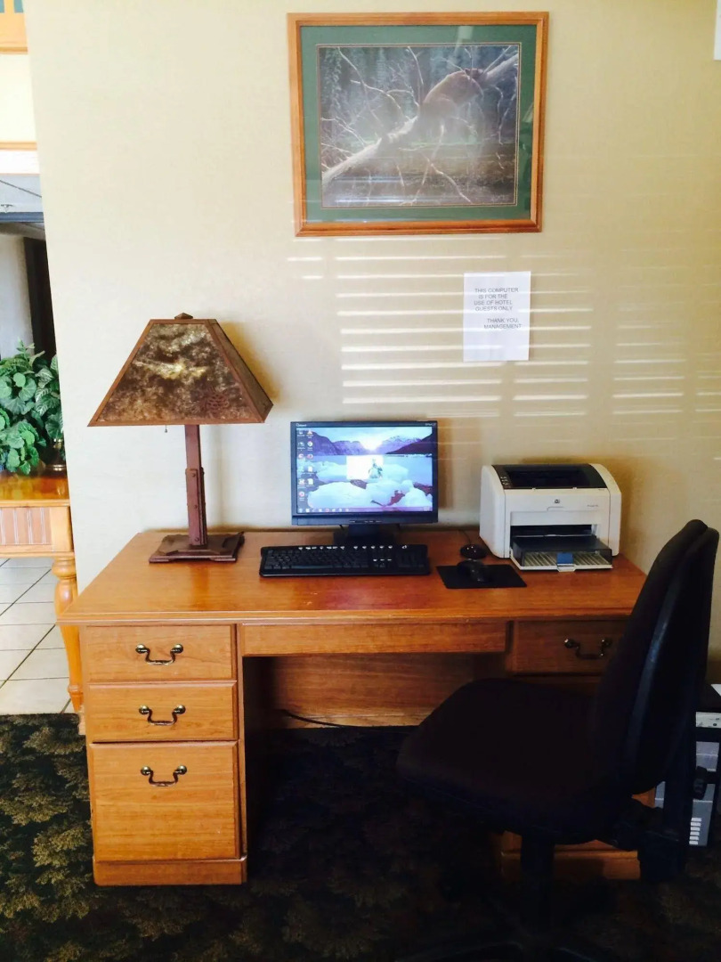 Regency Inn And Suites