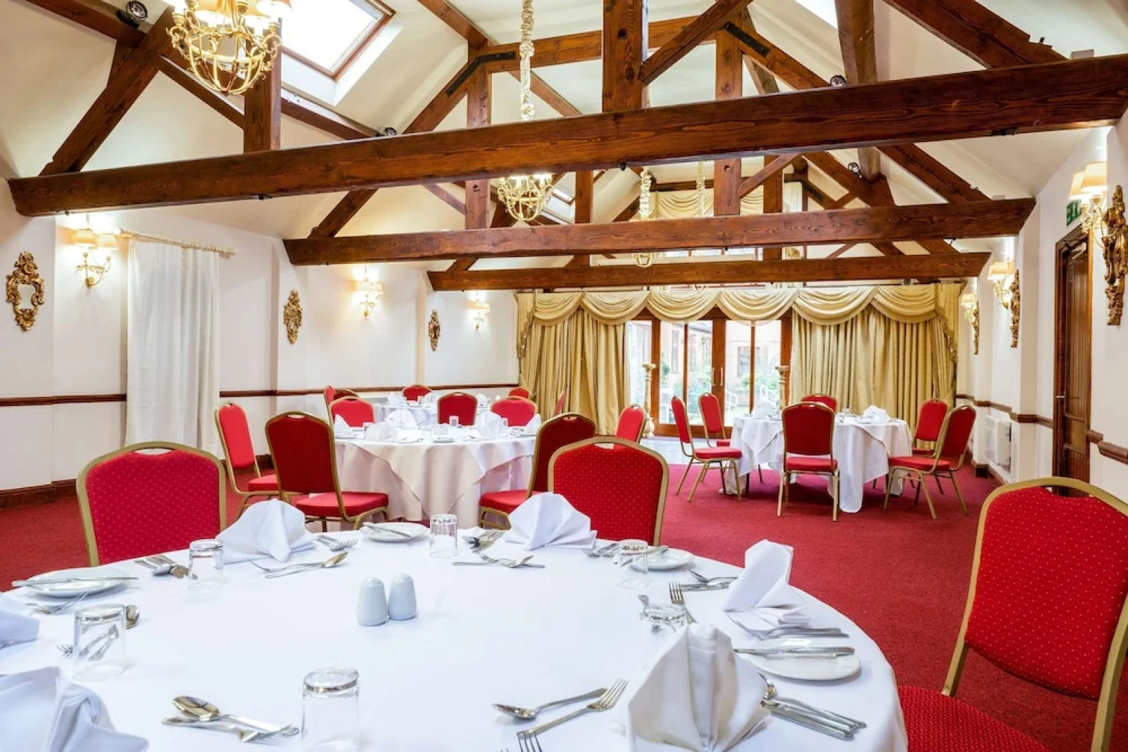 The Olde Barn, Sure Hotel Collection by Best Western