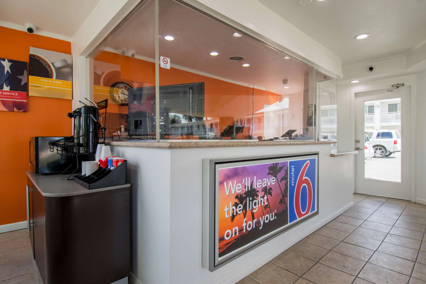 Motel 6 San Bernardino, CA - Downtown