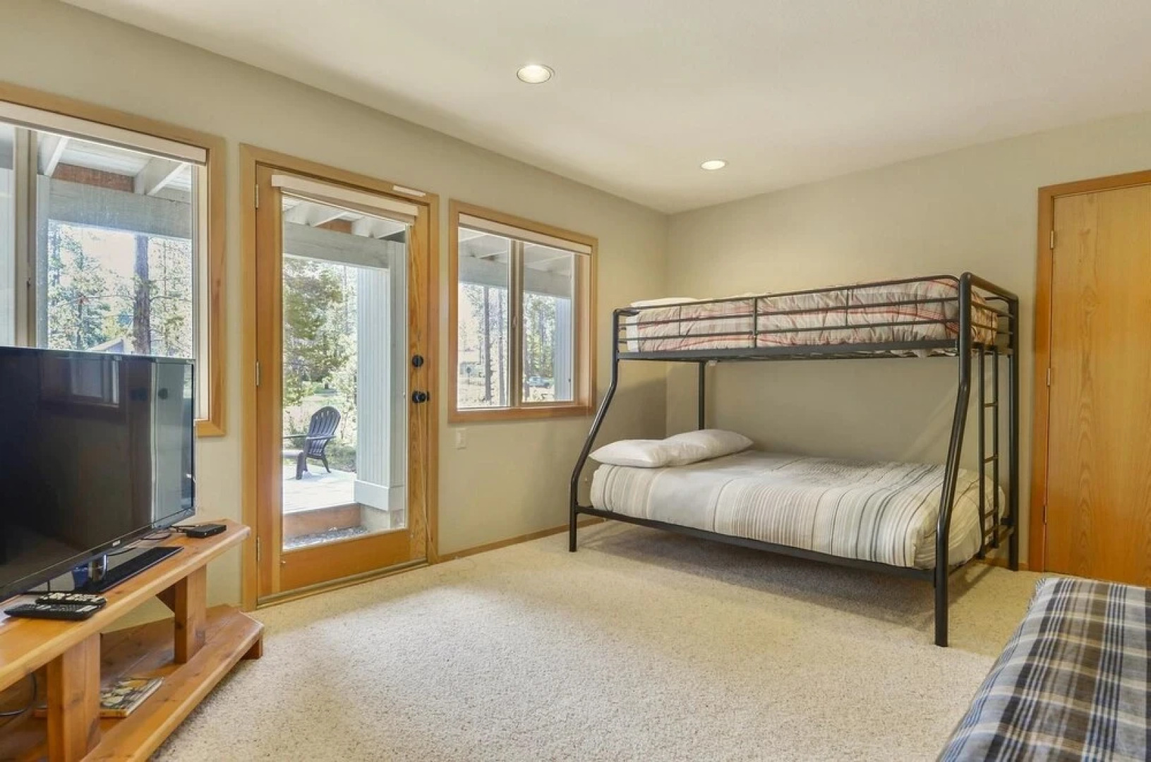 Bunker 26 Holiday Home