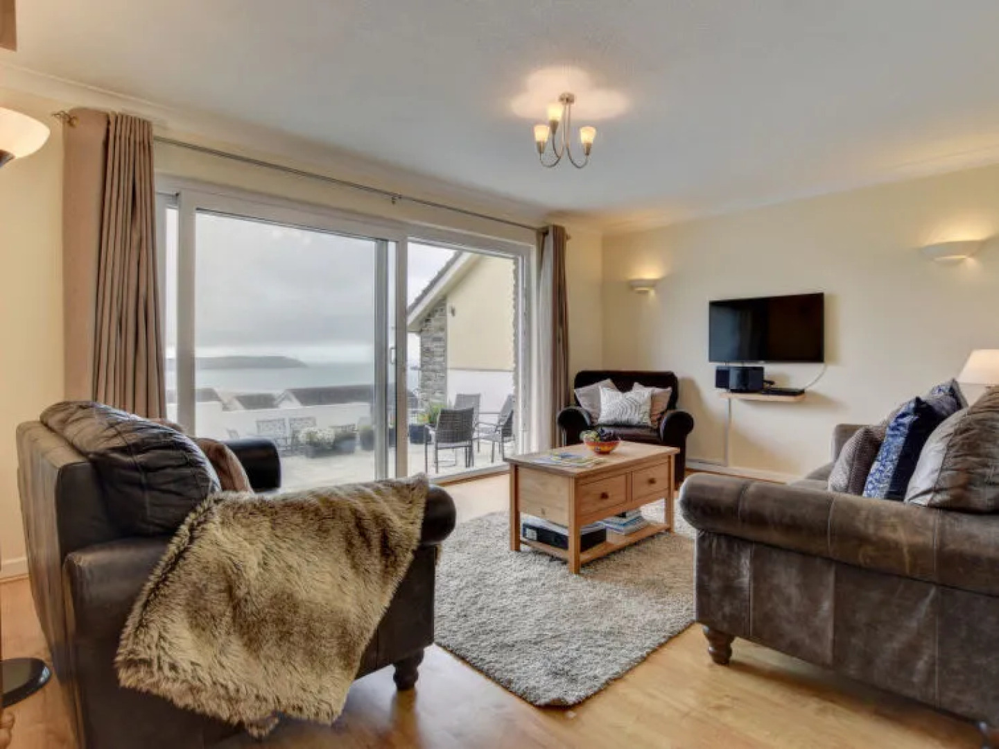 Holiday Home Oysters