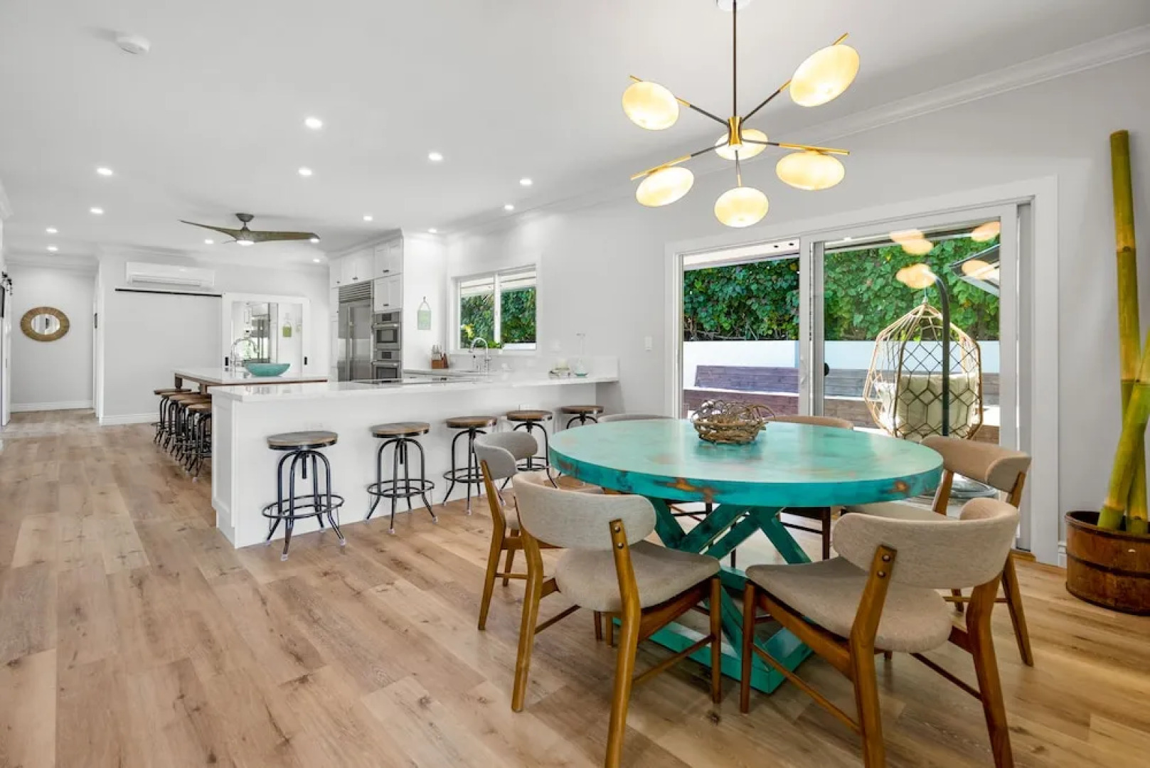 Hale Oahu Villa by Avantstay Kailua Beachfront House! Coastal Luxury!