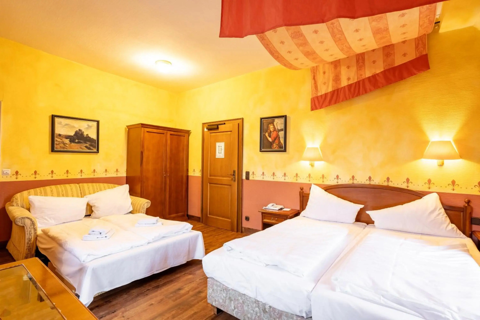 Hotel Burg Staufenberg