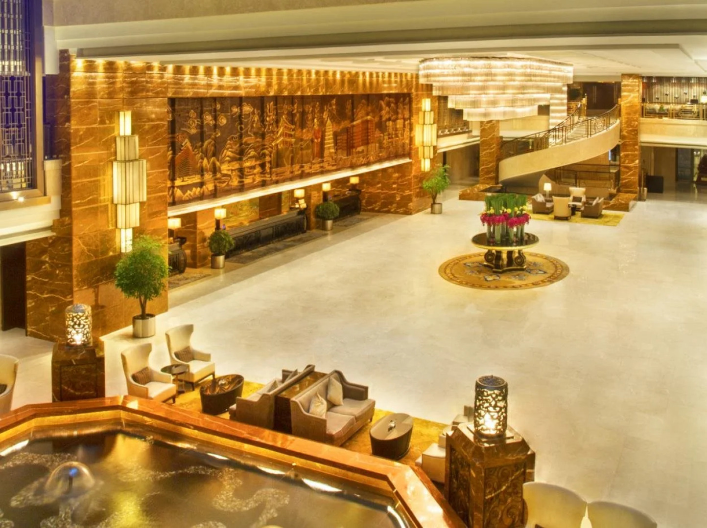 Tanglong International Hotel