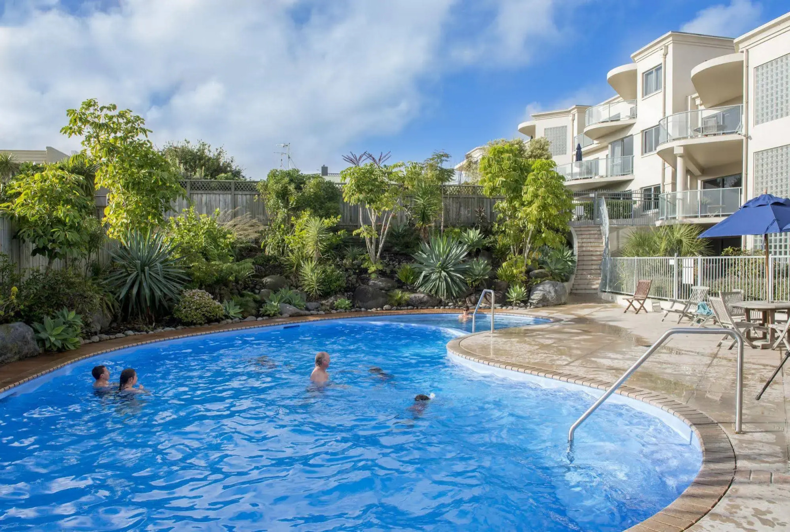 The Reef Beachfront Apartments