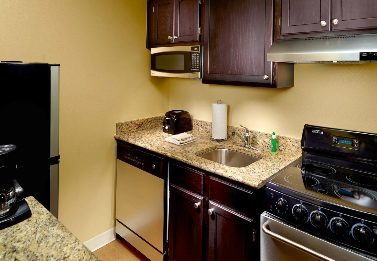 Extended Stay America Suites Atlanta Norcross Peachtree Corn