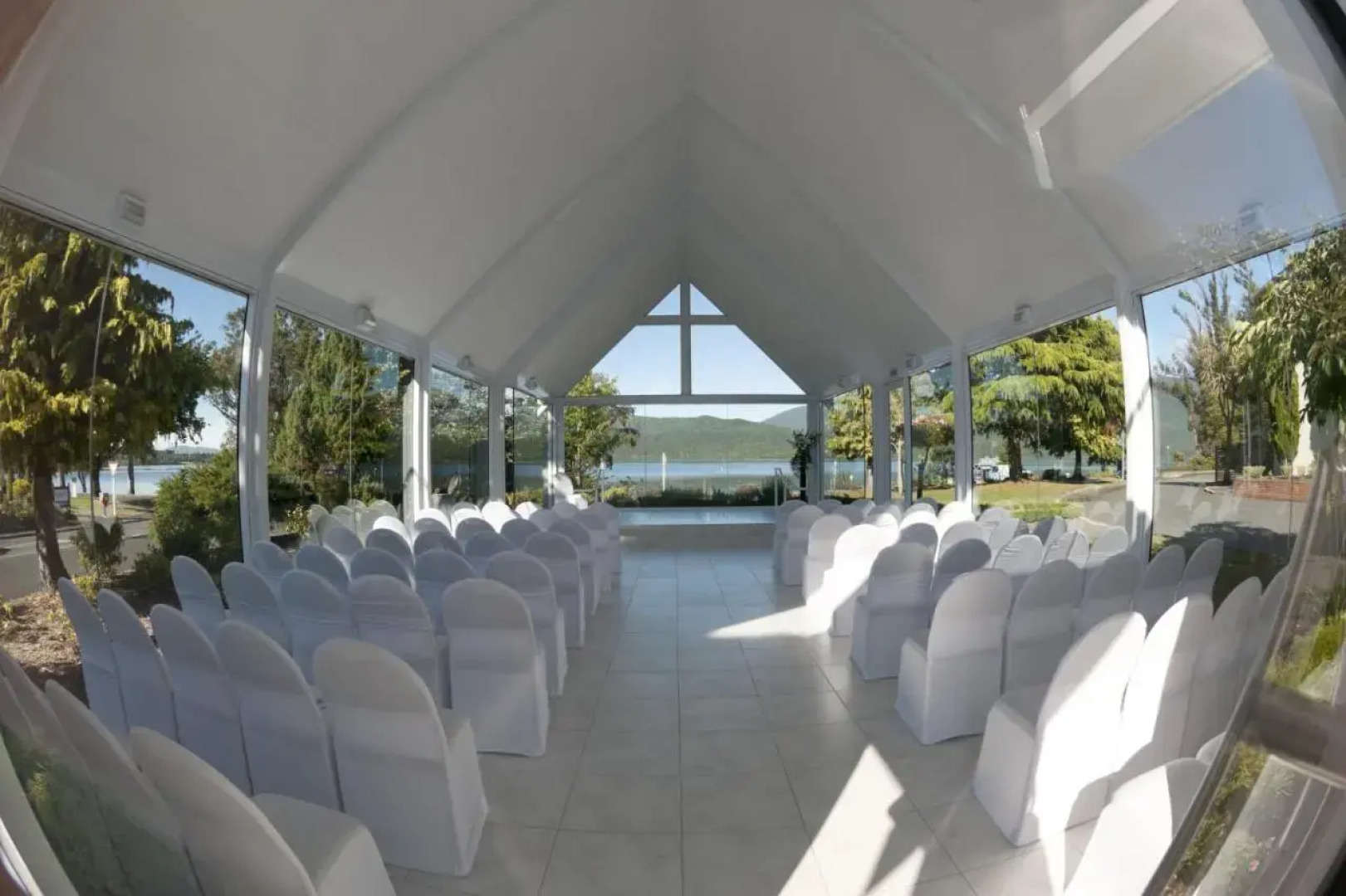 Distinction Te Anau Hotel And Villas