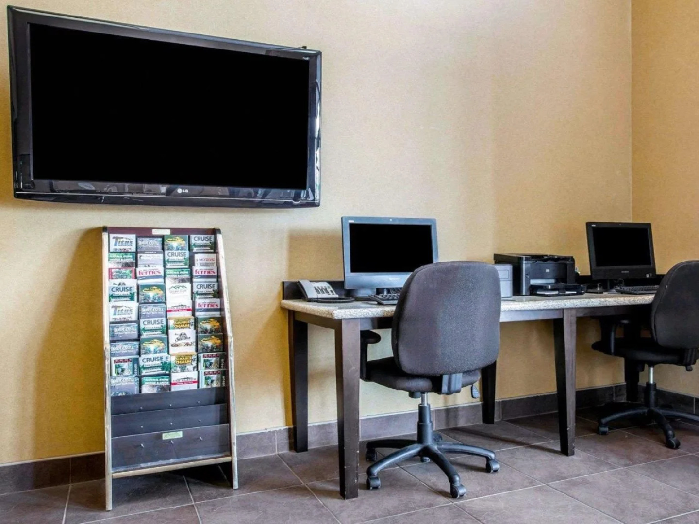 Comfort Inn & Suites adj to Akwesasne Mohawk Casino