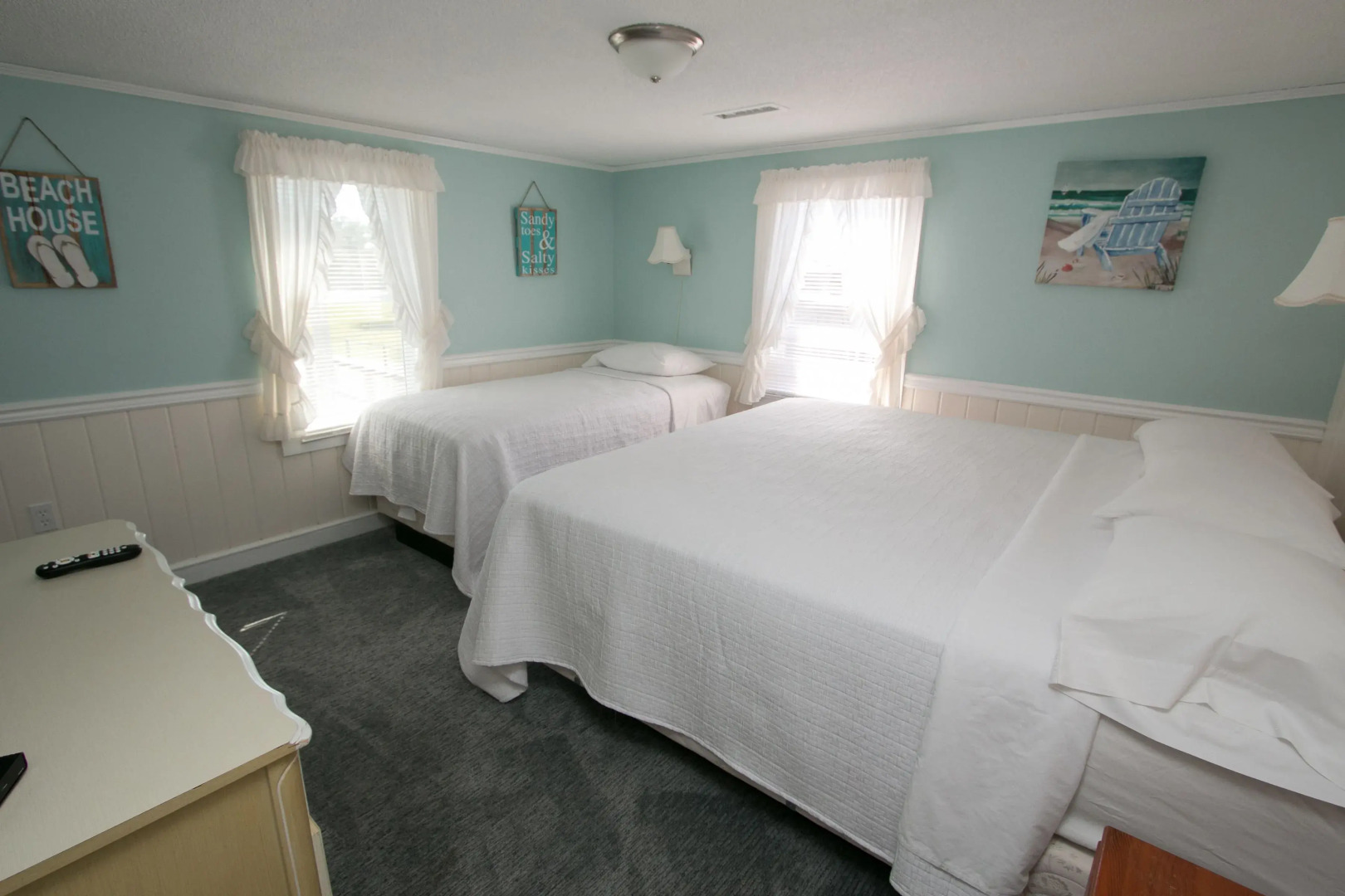 Outer Banks Motel - Village Accommodations