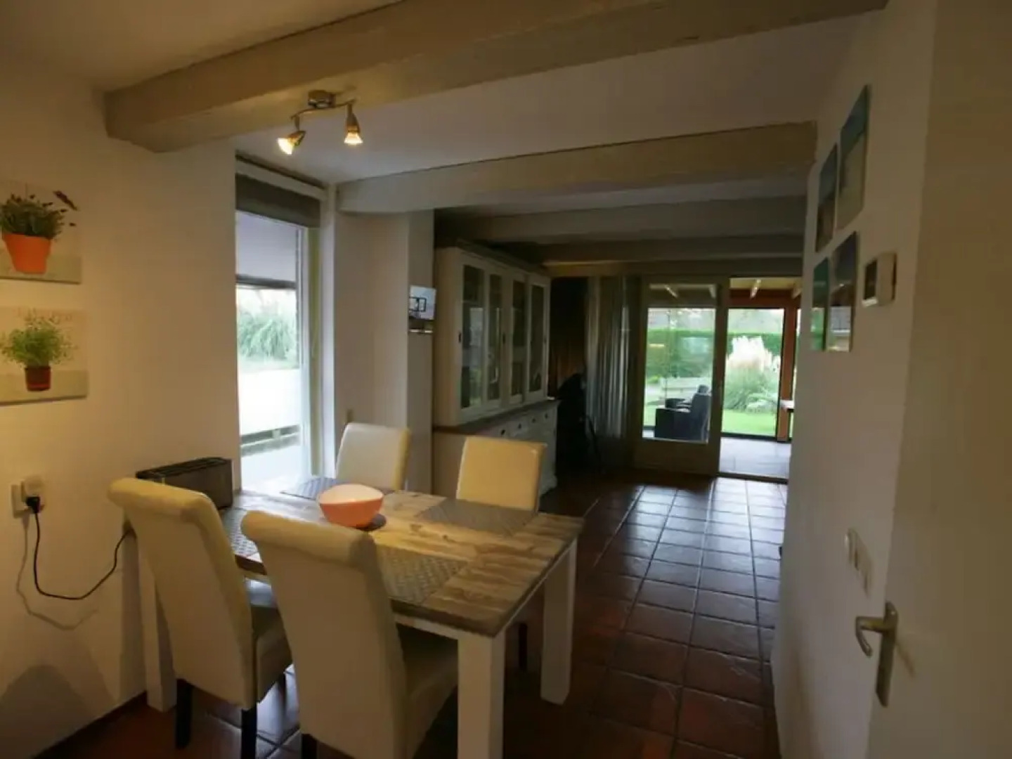 Korell 2 Modern Retreat