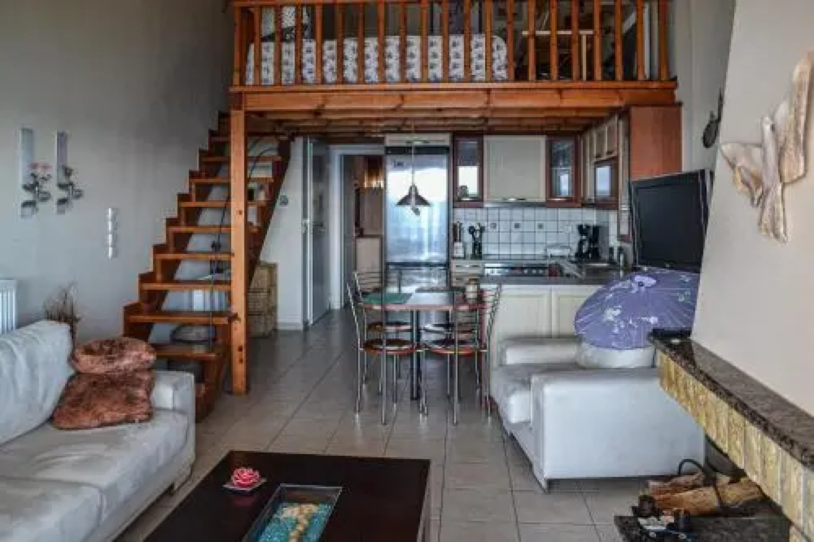 Eclectic Residence with Beach at the Doorstep