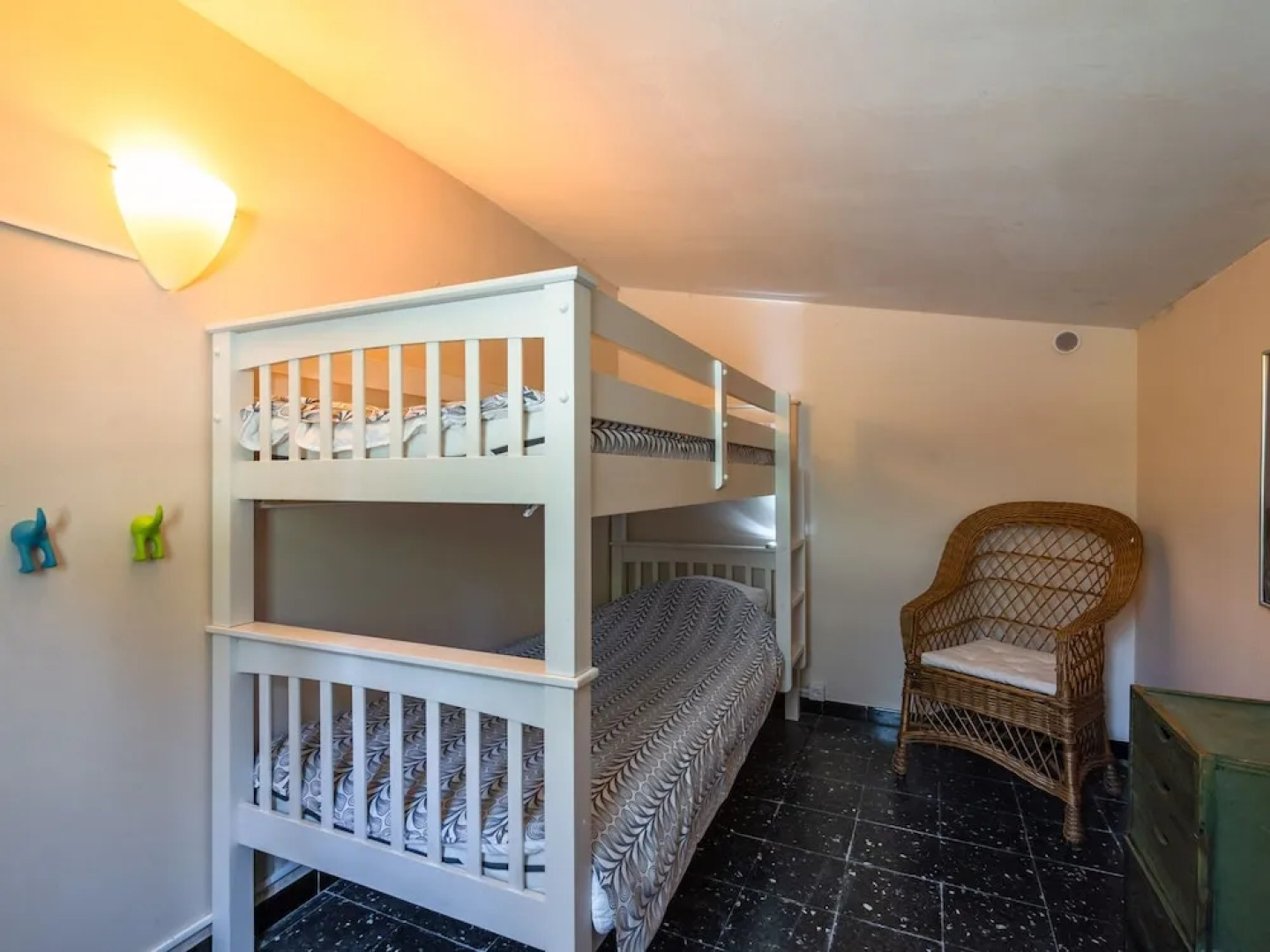 Luring Villa in Pouzols-Minervois with Pool