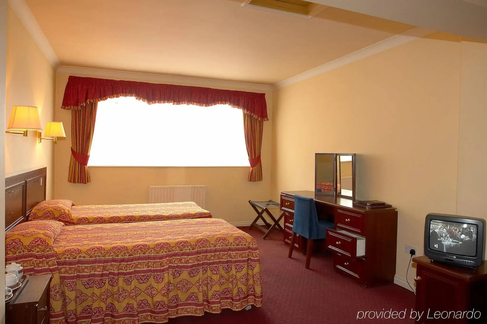 Potters International Hotel