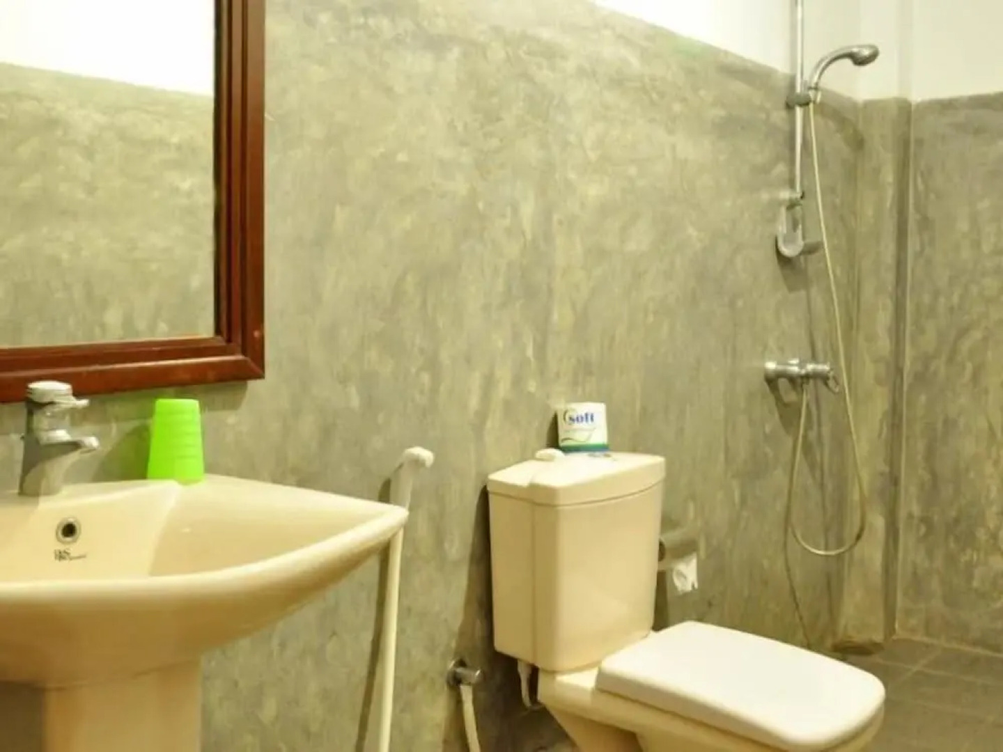 Rekawa Village Hotel