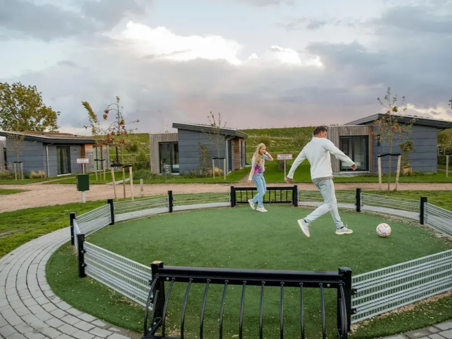 Comfy Lodge with Microwave near Markermeer