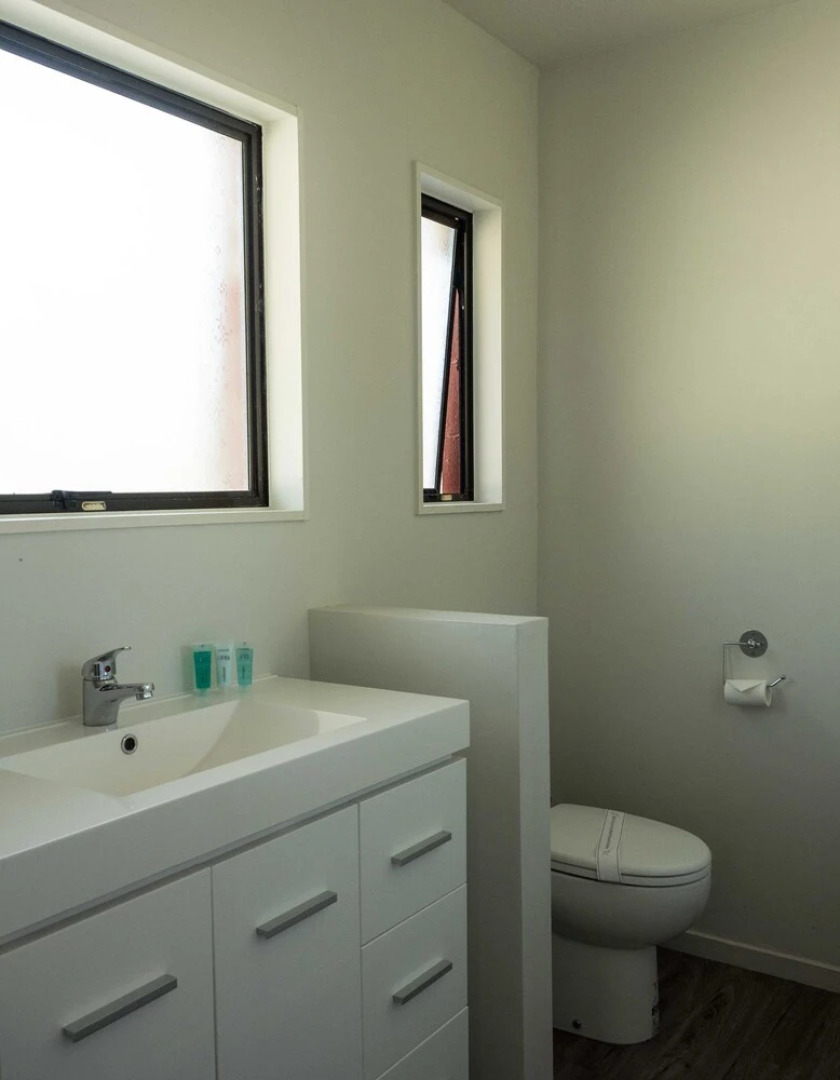 Duvauchelle Seaside Motel