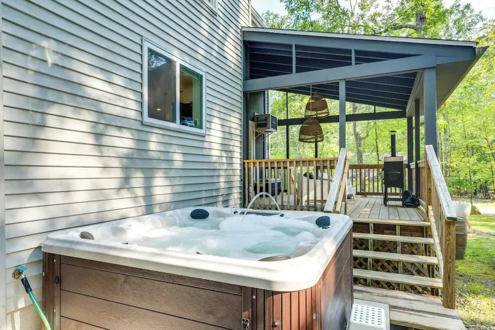 Private Yard, Playset: Family Home in Penn Estates